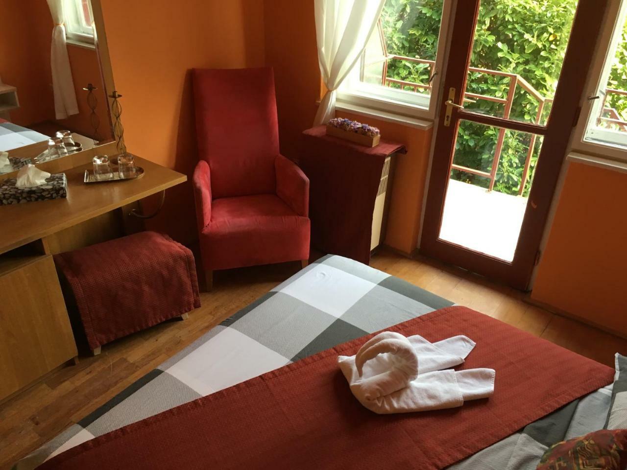 Balatoni Retro Villa Balatonfenyves Εξωτερικό φωτογραφία